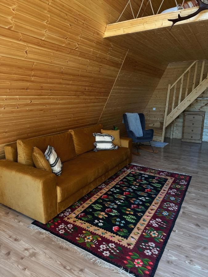 The Frog Glamping Hotel Horezu Bagian luar foto